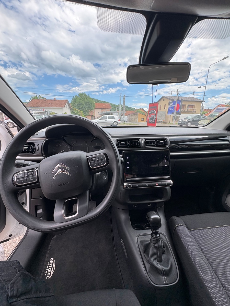 Citroen C3 Bijeli unutrašnjost