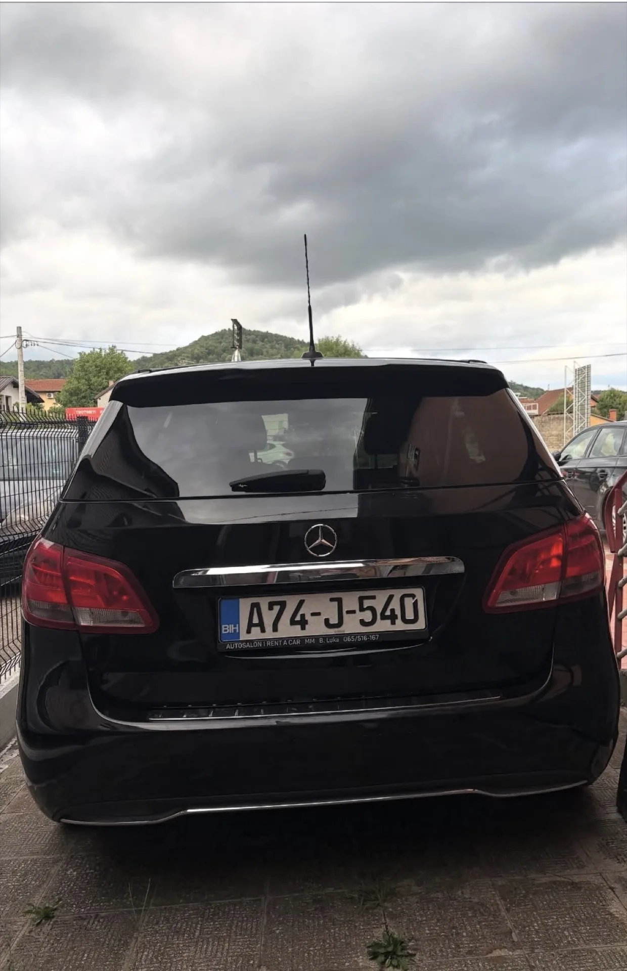 Mercedes B-Klasa zadnja