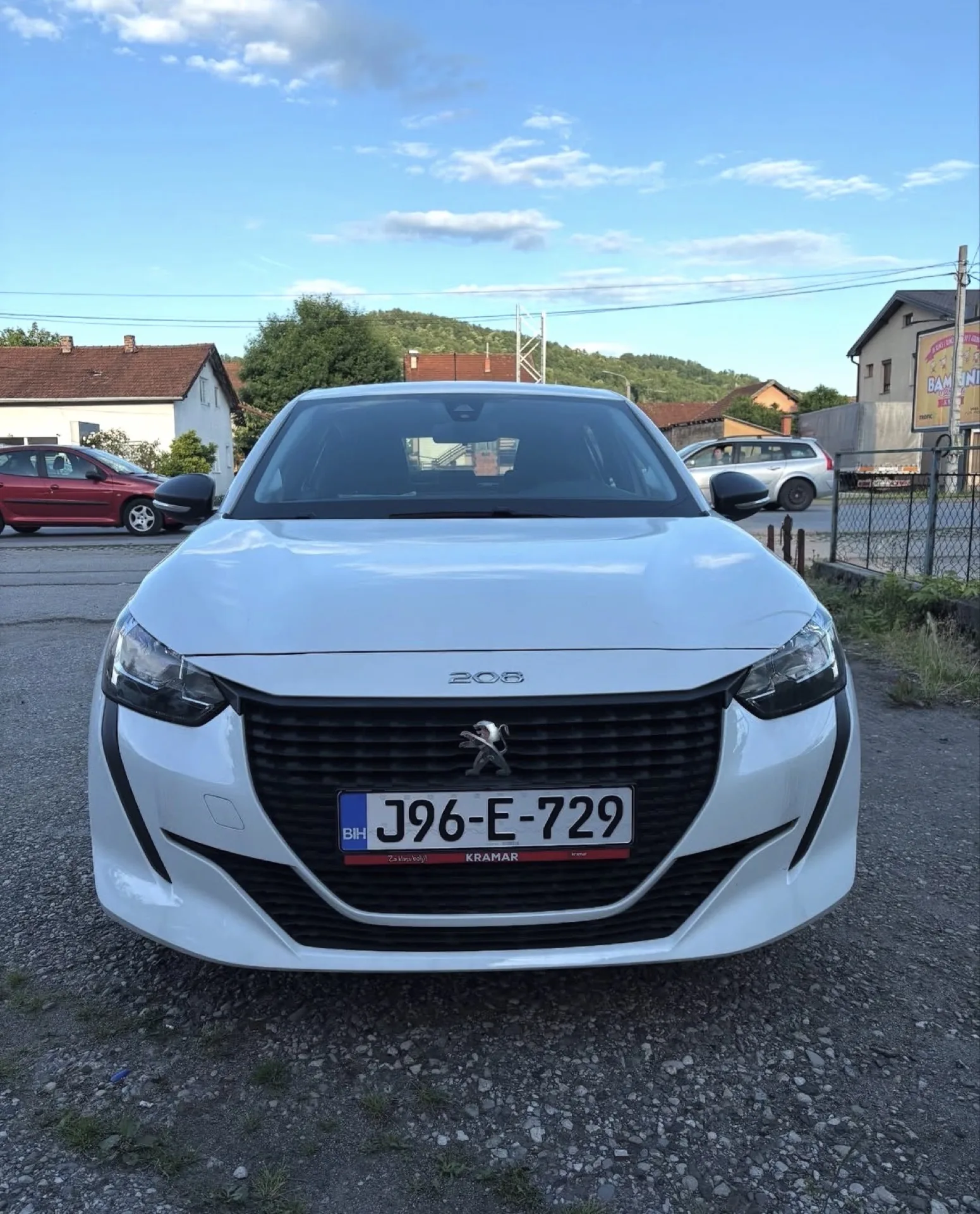 Peugeot 208 naslovna