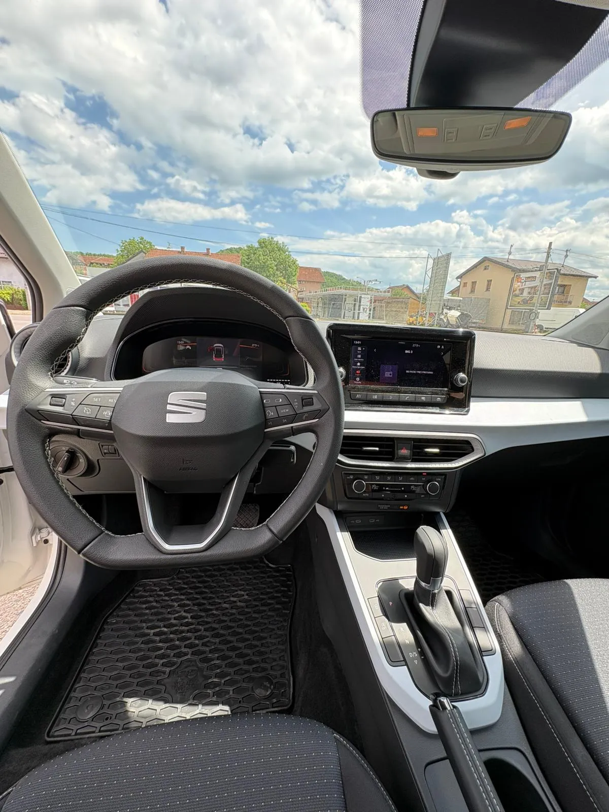 Seat Arona unutrašnjost