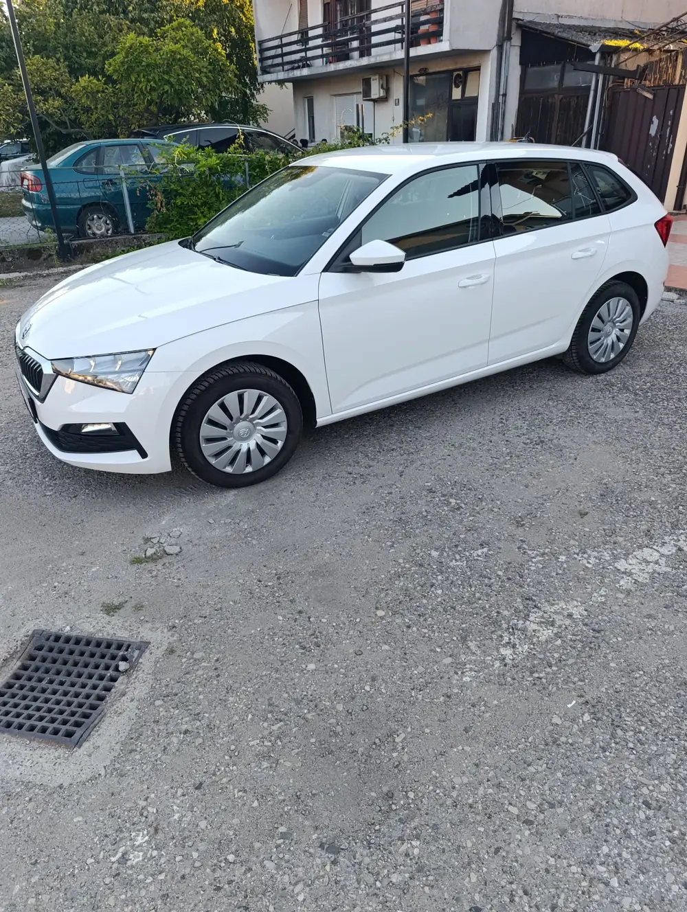 Škoda Scala bočna